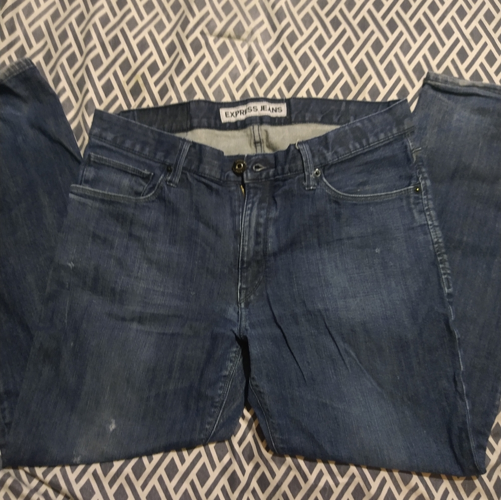 Men's Express classic fit jeans size 34/30.